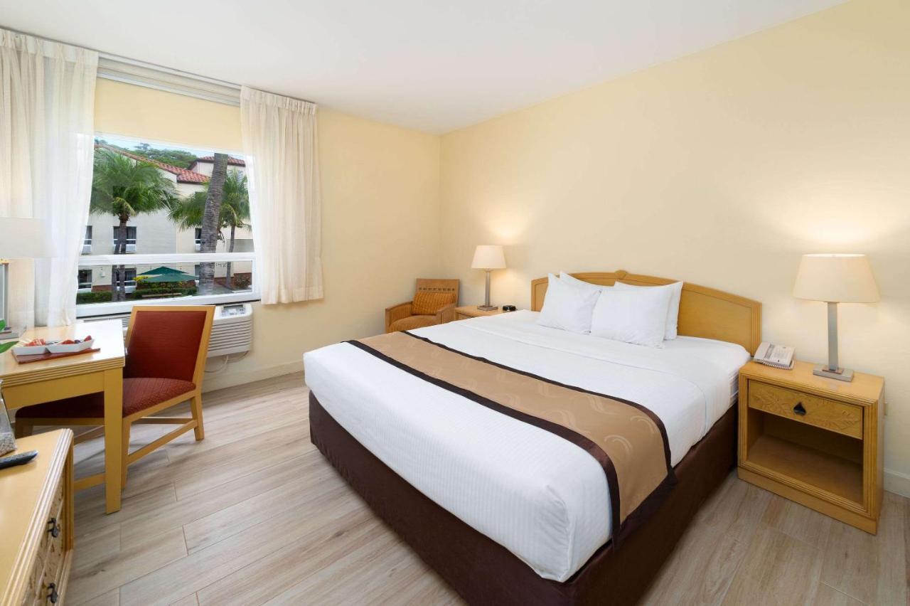 Quality Hotel Real Aeropuerto San Salvador Сан-Луис Экстерьер фото