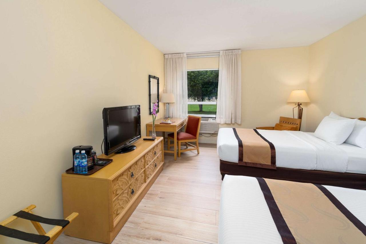 Quality Hotel Real Aeropuerto San Salvador Сан-Луис Экстерьер фото